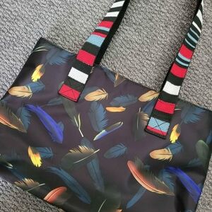Colorful Feather Pattern Tote Bag